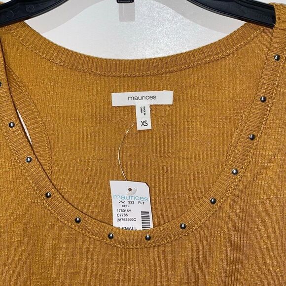 Maurices Tank Top Women's XS Mustard Sleeveless Ribbed Studded Scoop Neck NWT - Picture 3 of 7